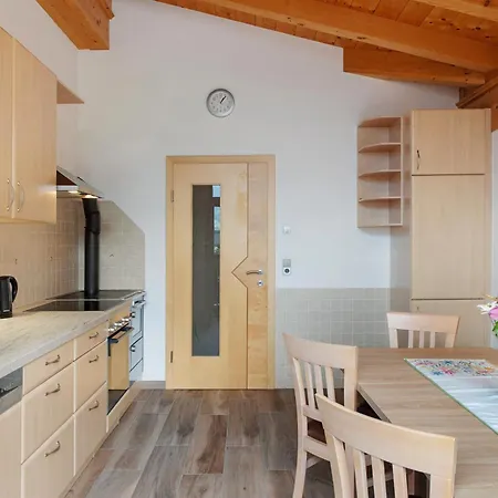 Haus Brugger アパート